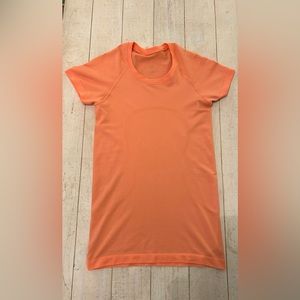 Lululemon Short Sleeve Swiftly Tech 2.0
